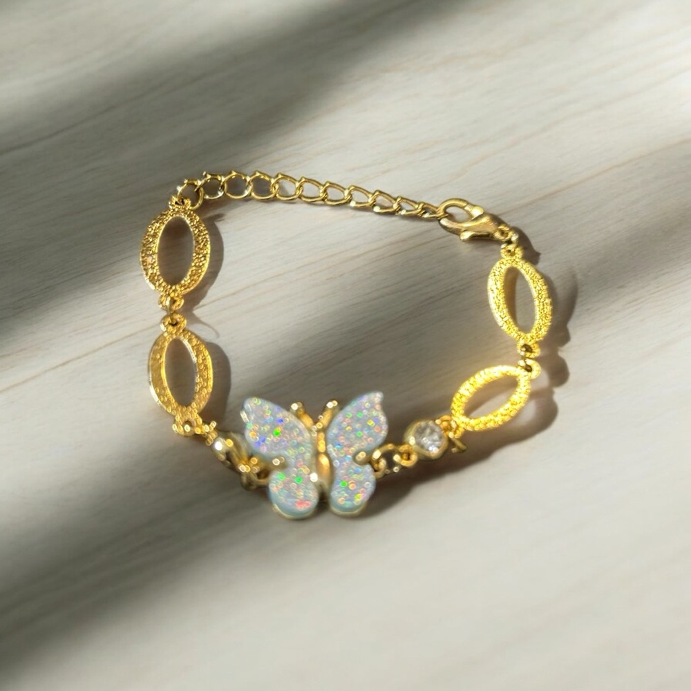 Elegant Butterfly Gold Chain Bracelet